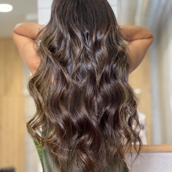 Extensiones adhesivas de cabello natural